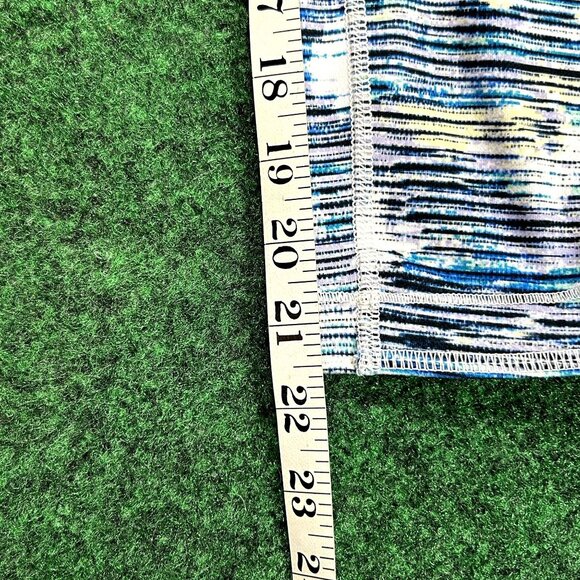 Lululemon True Self Crop II‎ Womens Size 8 Blurry Belle Blue White Leggings - Picture 7 of 7